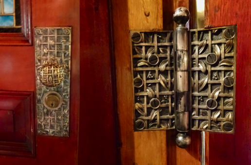 Matching Doorknobs & Hinges